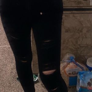 Black skinny jeans